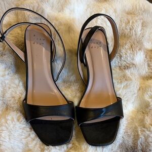 a new day Black Strappy Square-Toe Block Heel Sandals size 7.5